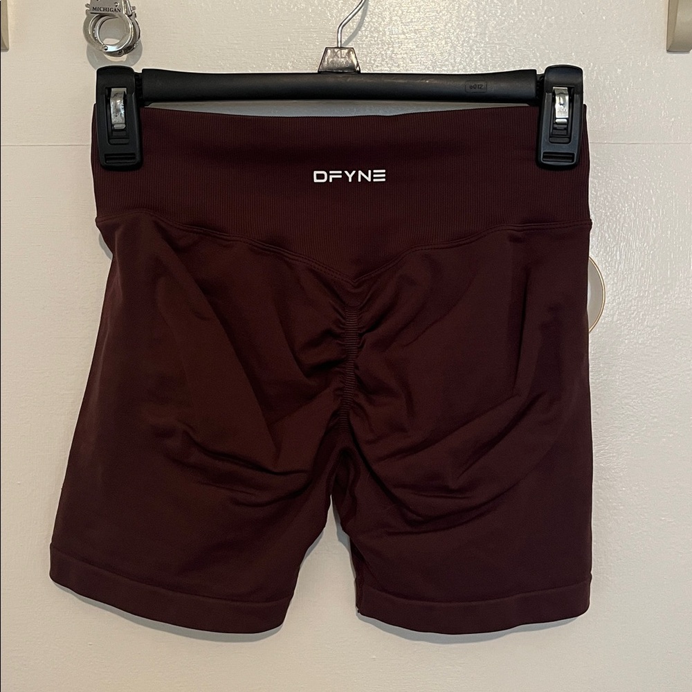 Dfyne shorts